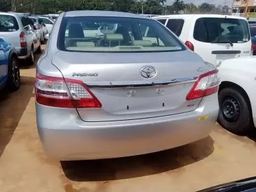 Toyota Premio 