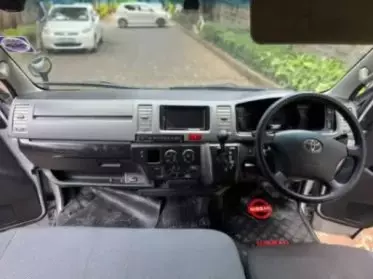 Toyota Hiace (High Roof)