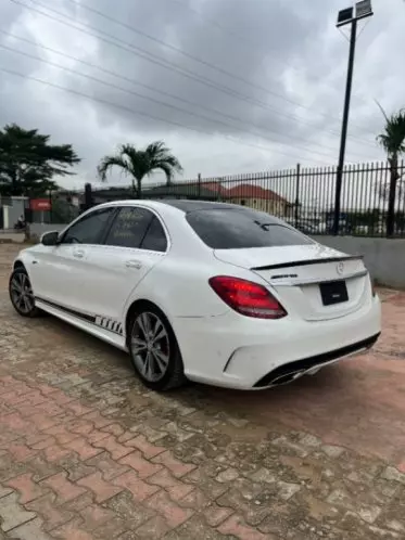 Mercedes-Benz SLC 43 AMG