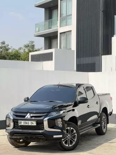 Mitsubishi L200 D/C Sportero A/T