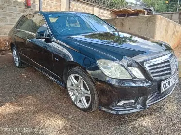 Mercedes-Benz E250