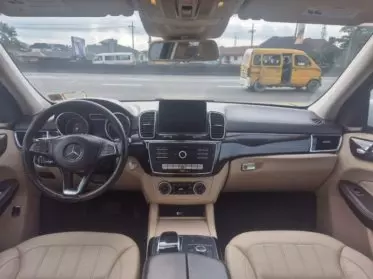 Mercedes-Benz GLE 350