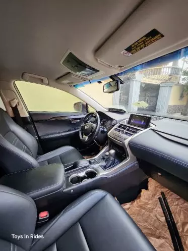 Lexus NX 200T