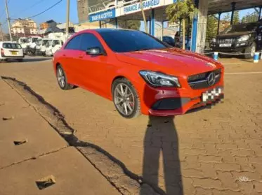 Mercedes-Benz CLA 250