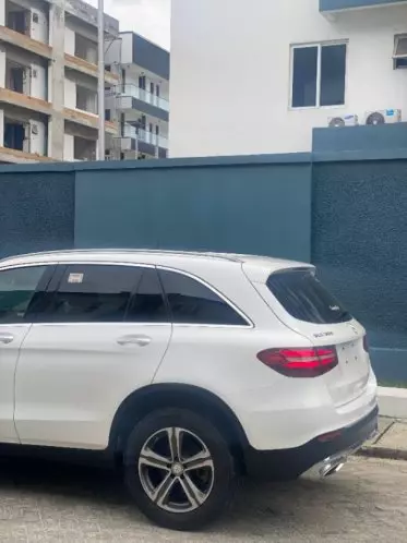 Mercedes-Benz GLC 300