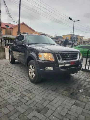 Ford explorer trac