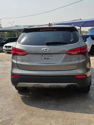 Hyundai Santa FE