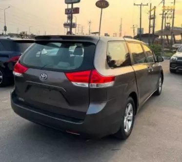 Toyota Sienna