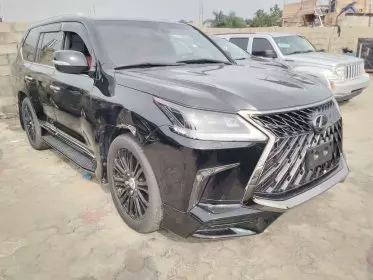 Lexus LX 570
