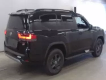 Toyota LAND CRUISER 300 LC300