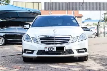Mercedes-Benz E250
