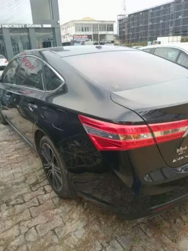 Toyota Avalon