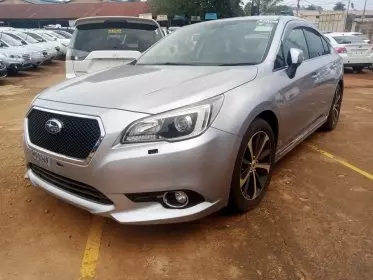 Subaru Legacy B4