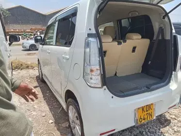 SUZUKI Wagon R