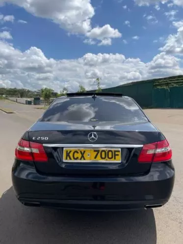 Mercedes-Benz E 250