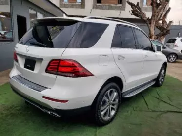 Mercedes-Benz GLE 350