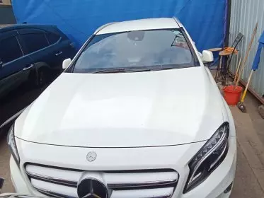 Mercedes-Benz GLA 250
