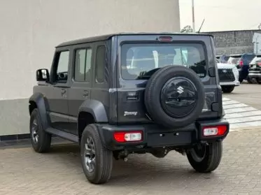 SUZUKI Jimny GL