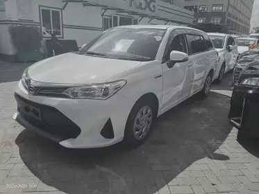 Toyota Fielder hybrid