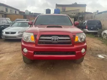 Toyota Tacoma