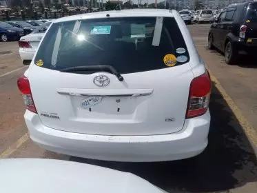 Toyota Fielder 