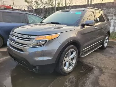 Ford Explorer