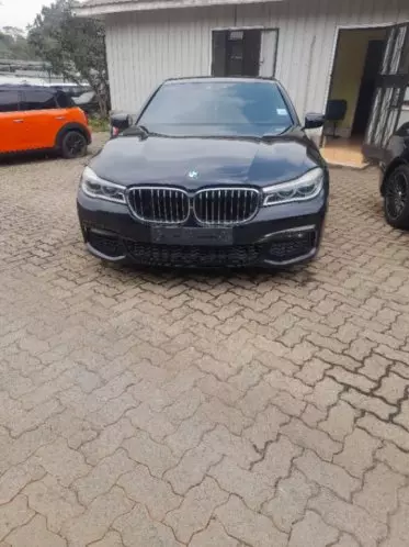 BMW 750 li