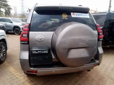 Toyota Landcruiser Prado