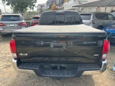 Toyota Tacoma