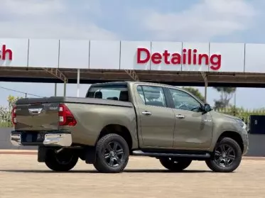 Toyota Hilux 