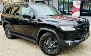 Toyota Landcruiser 300 GR Sport