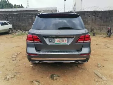 Mercedes-Benz 350