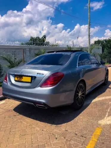 Mercedes-Benz S 400