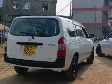 Toyota Succeed