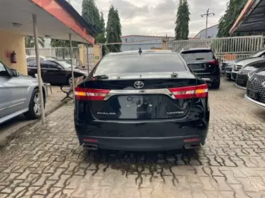 Toyota Avalon