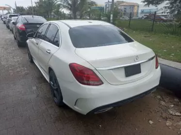 Mercedes-Benz C 300