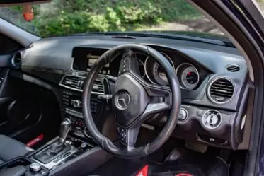 Mercedes-Benz C200