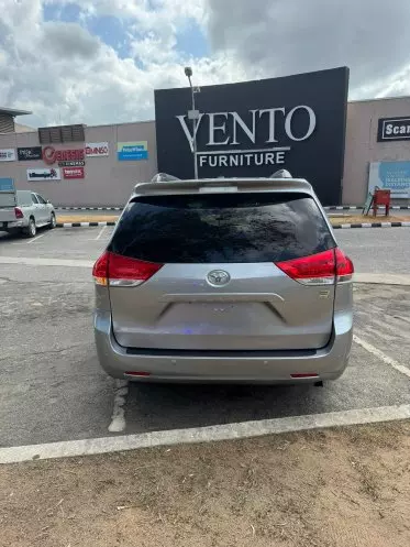 Toyota Sienna