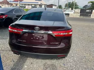 Toyota Avalon
