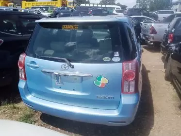 Toyota Raum