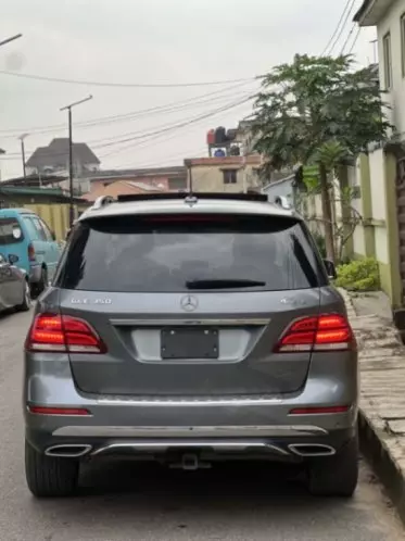 Mercedes-Benz GLE 350