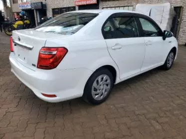 Toyota Axio 