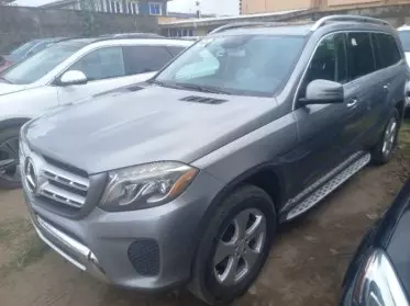 Mercedes-Benz GLS 450