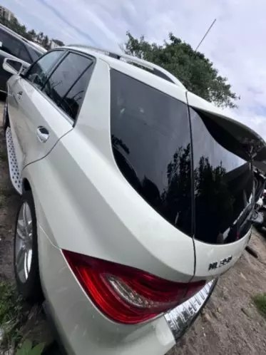 Mercedes-Benz ML 350