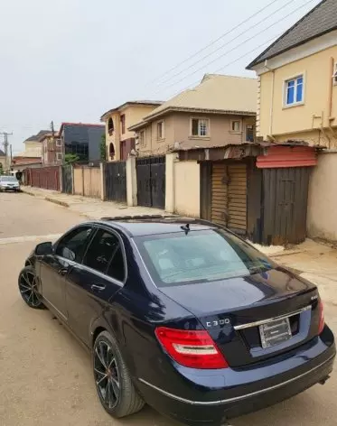 Mercedes-Benz C 300