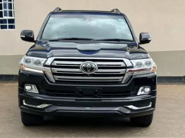 Toyota Landcruiser ZX