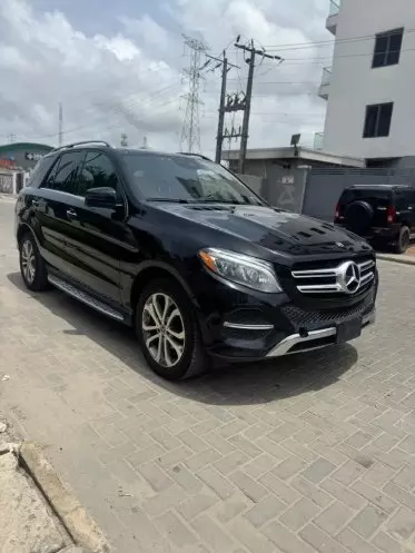 Mercedes-Benz C 350