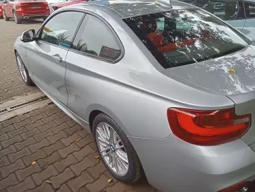 BMW 220