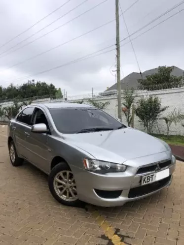Mitsubishi Lancer