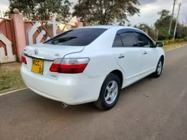 Toyota Premio 